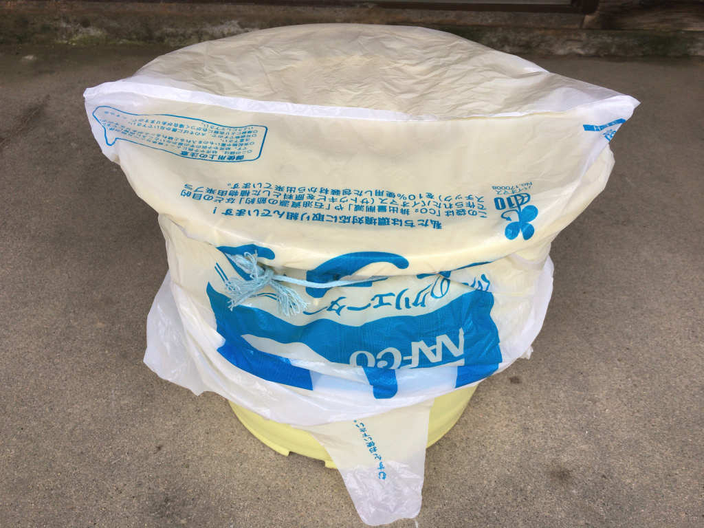 コーヒー かす 肥料 コーヒーかすを土に混ぜるといい は嘘 ガーデニングのプロに真相を聞いてみた