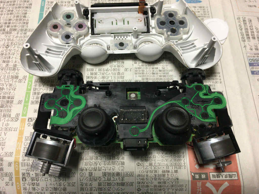 PS4コントローラ分解9